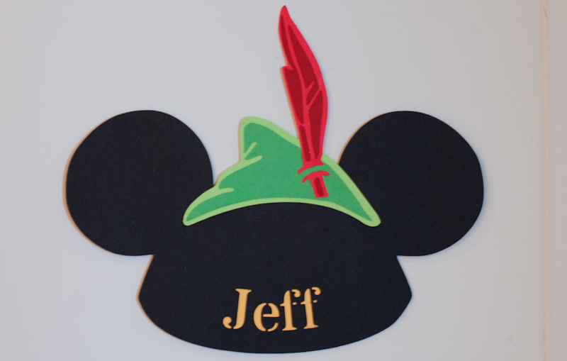 Disney Cruise Door Decorations, Lille Mickey Ear hat name sign | domesticated-engineer.com