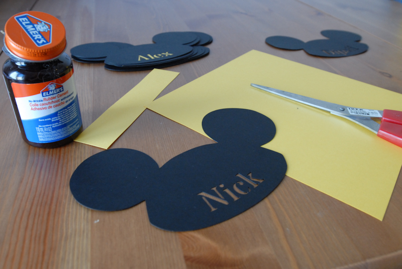 Disney Cruise Door Decorations, Lille Mickey Ear hat name sign | domesticated-engineer.com
